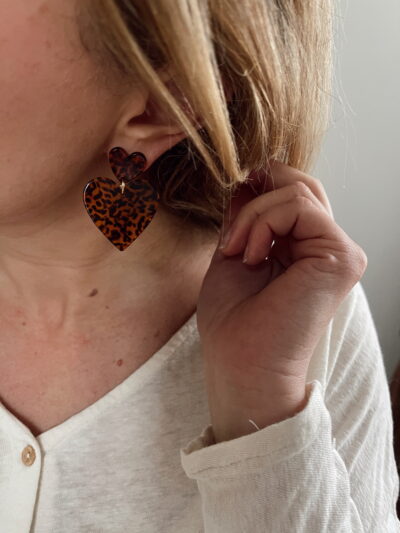 Boucles d'oreilles GOLD HEART x Jorlia leopard – Image 4